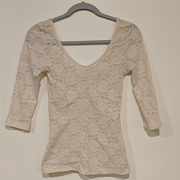 Urban Outfitters Pins & Needles Floral Lace Top - Picture 2 of 6